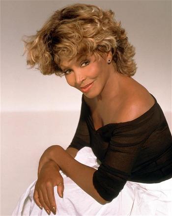 Nữ ca sĩ nhạc Pop Tina Turner